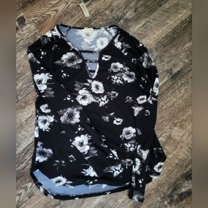 Women's urbanology shirt